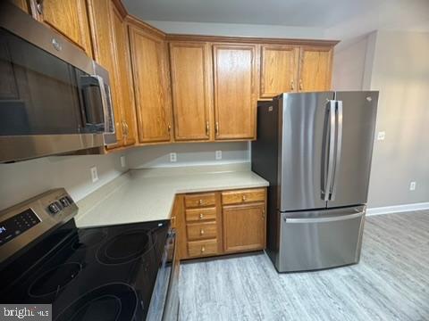 RIVER OAKS - Residential Lease