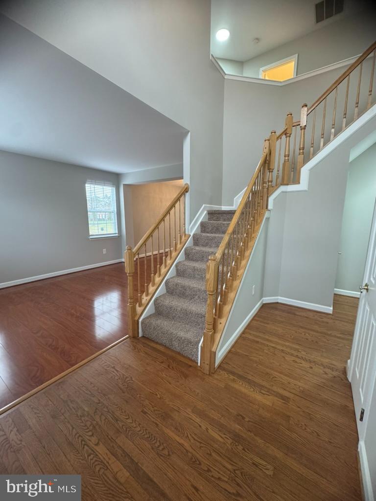 RIVER OAKS - Residential Lease