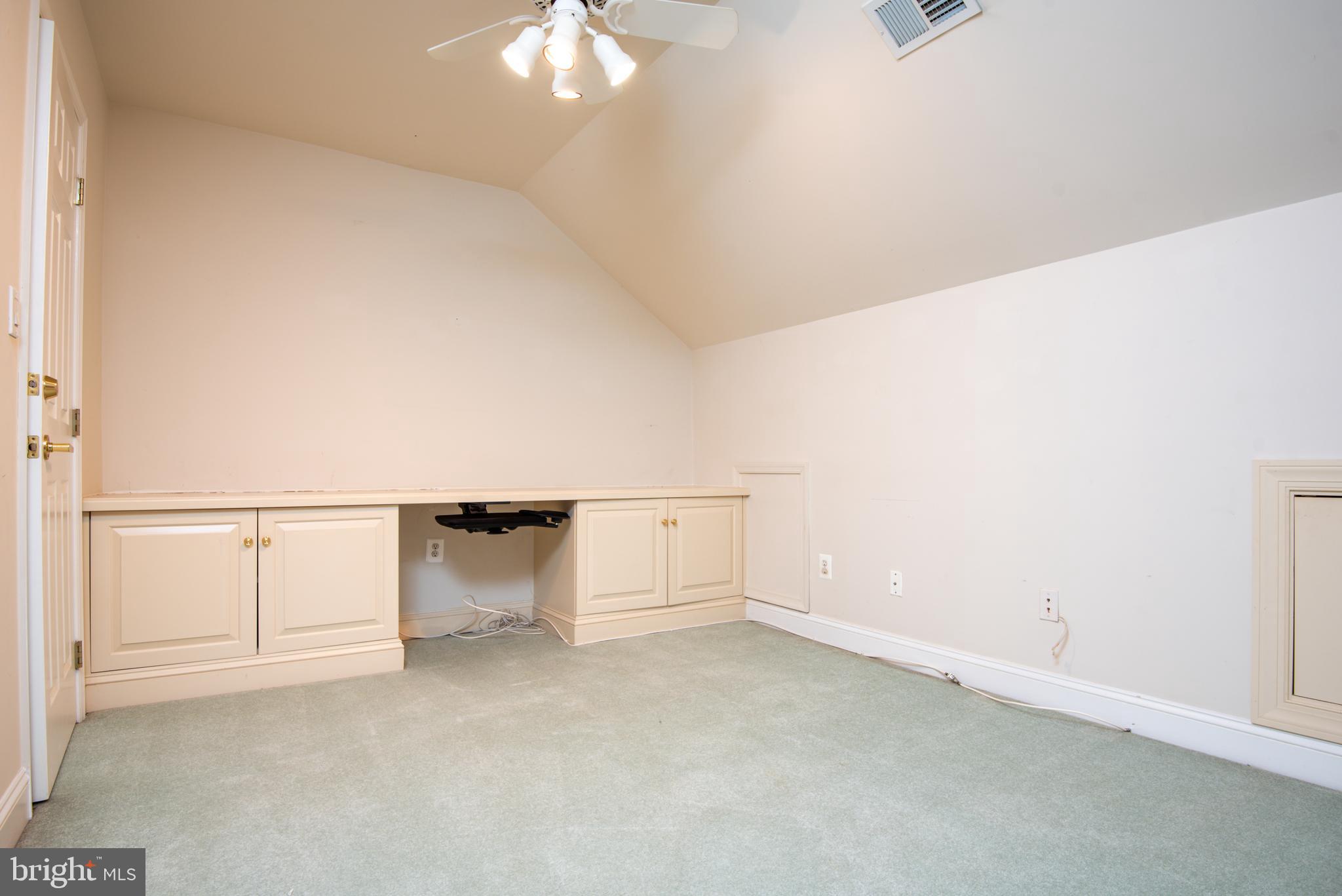 HERITAGE HUNT - Residential