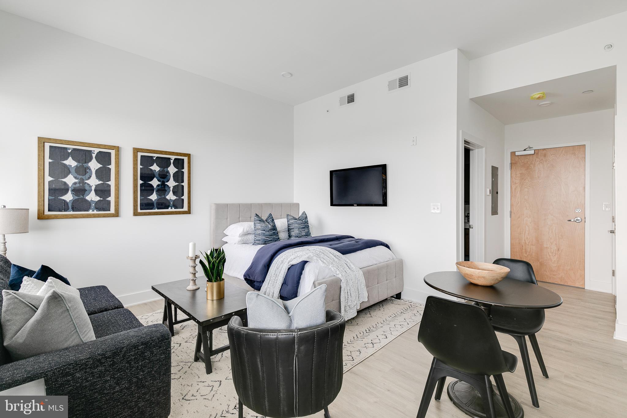 GRADUATE HOSPITAL - Residential Lease