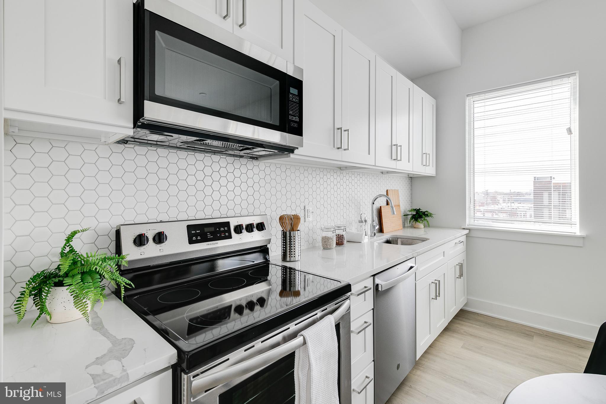 GRADUATE HOSPITAL - Residential Lease