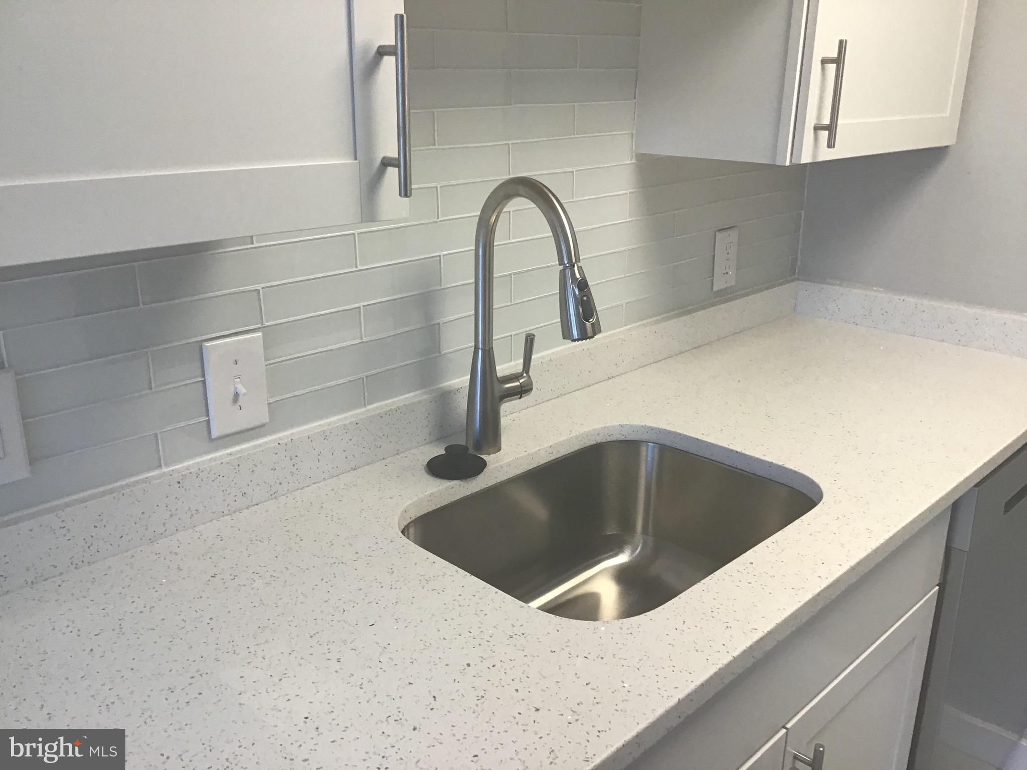 WINDMILL SQUARE - Residential