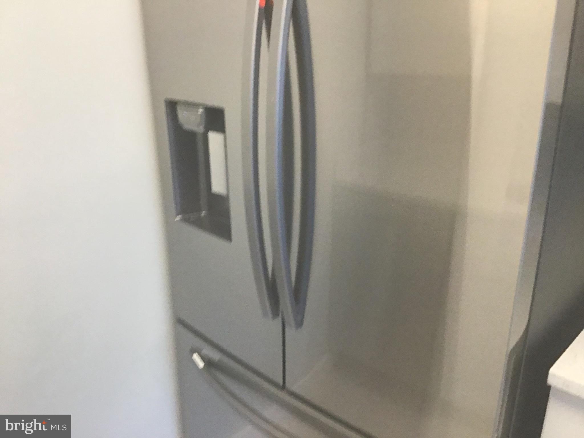 WINDMILL SQUARE - Residential