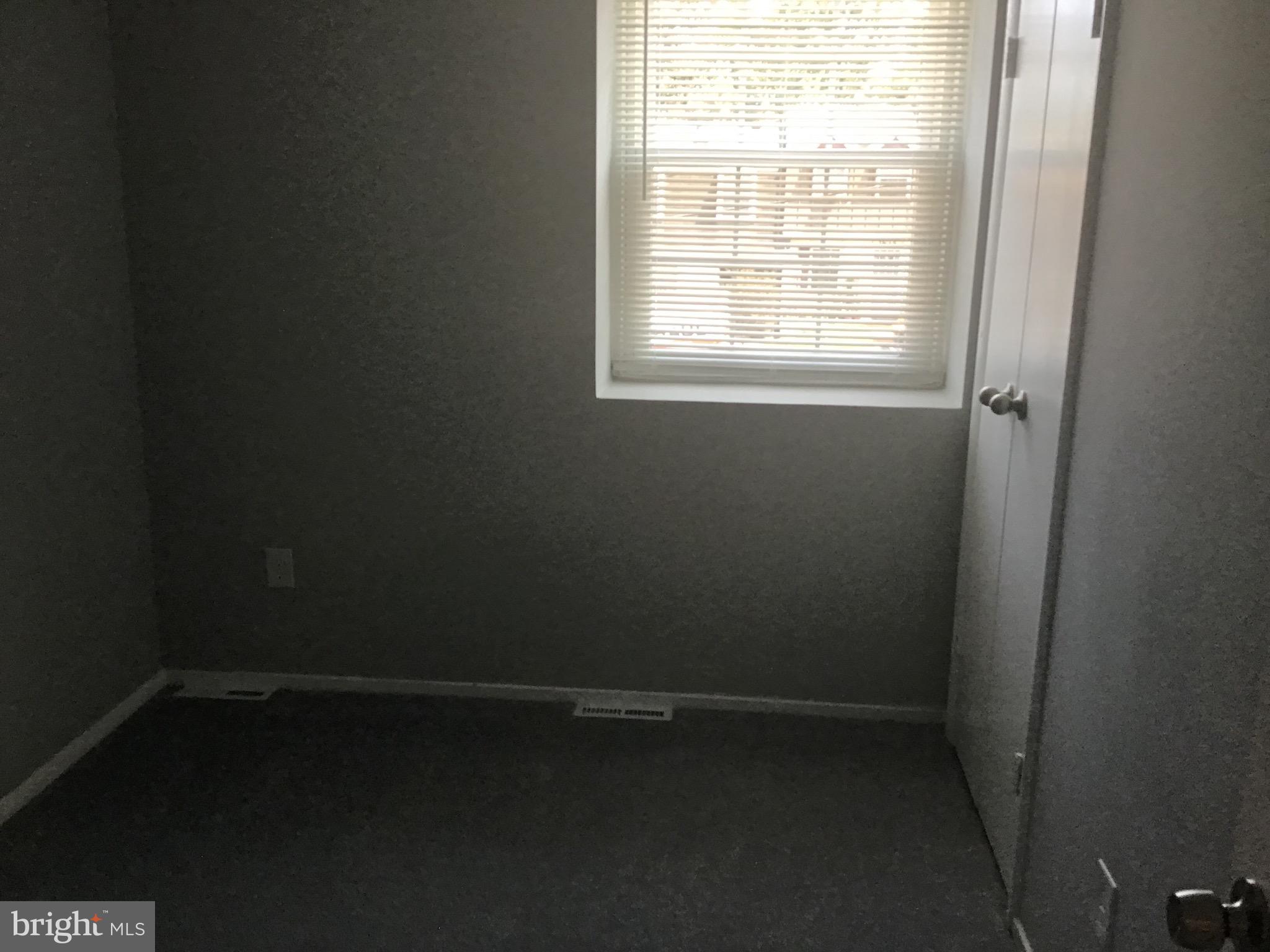 WINDMILL SQUARE - Residential