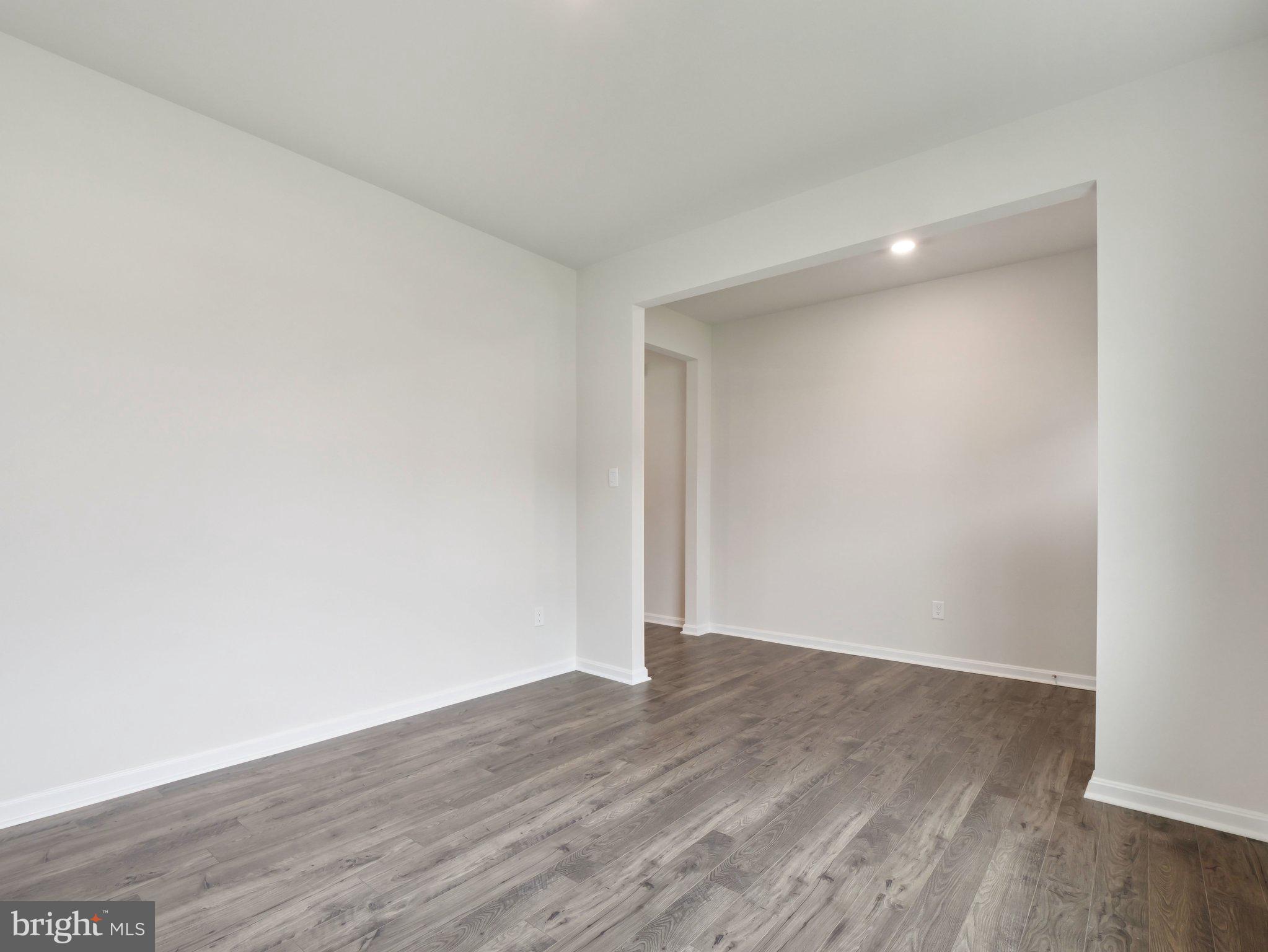 LADYSMITH VILLAGE - Residential