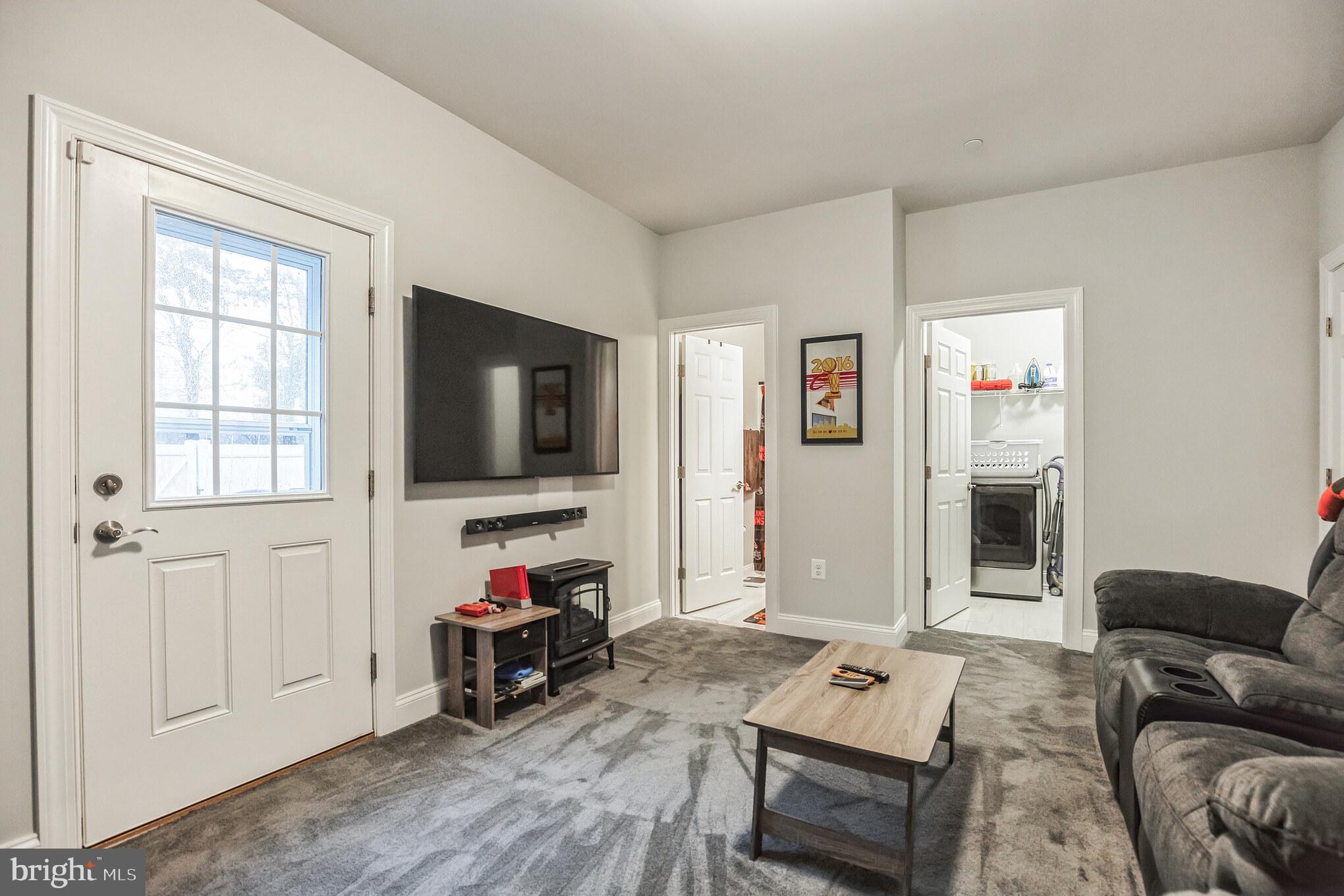 AGRICOPIA - Residential Lease