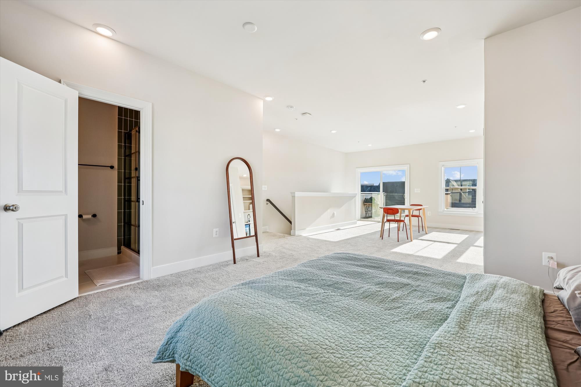 CROWN - Residential Lease