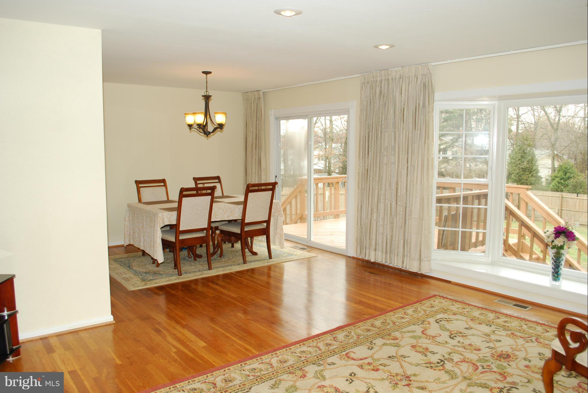 MOSBY WOODS - Residential