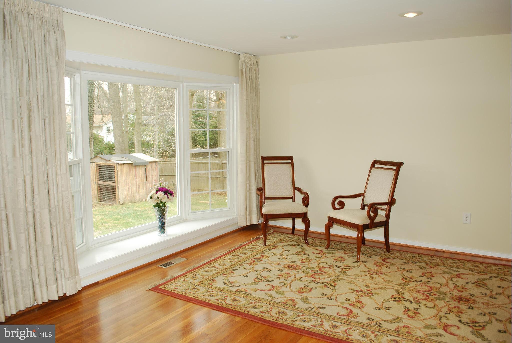 MOSBY WOODS - Residential