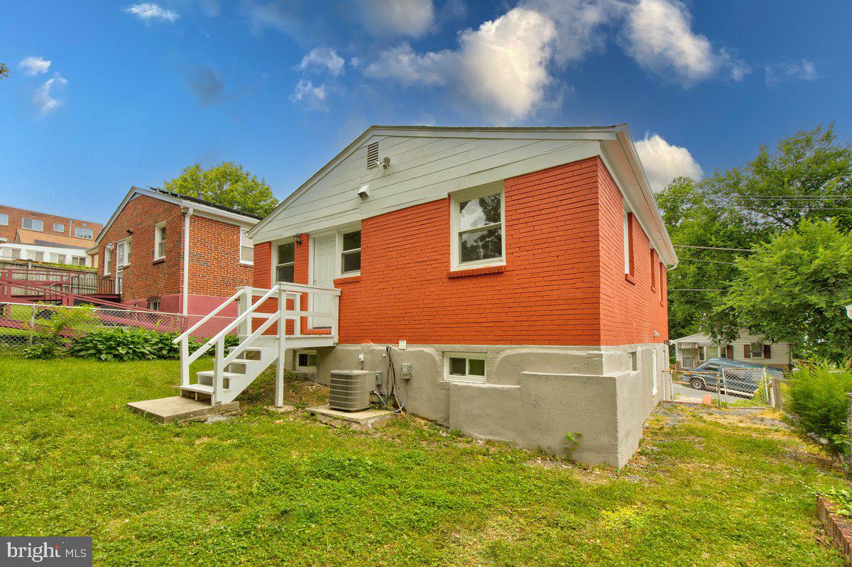 GREATER CAPITOL - Residential