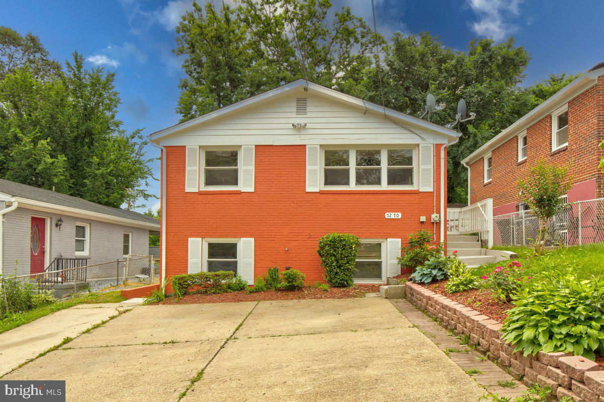 GREATER CAPITOL - Residential