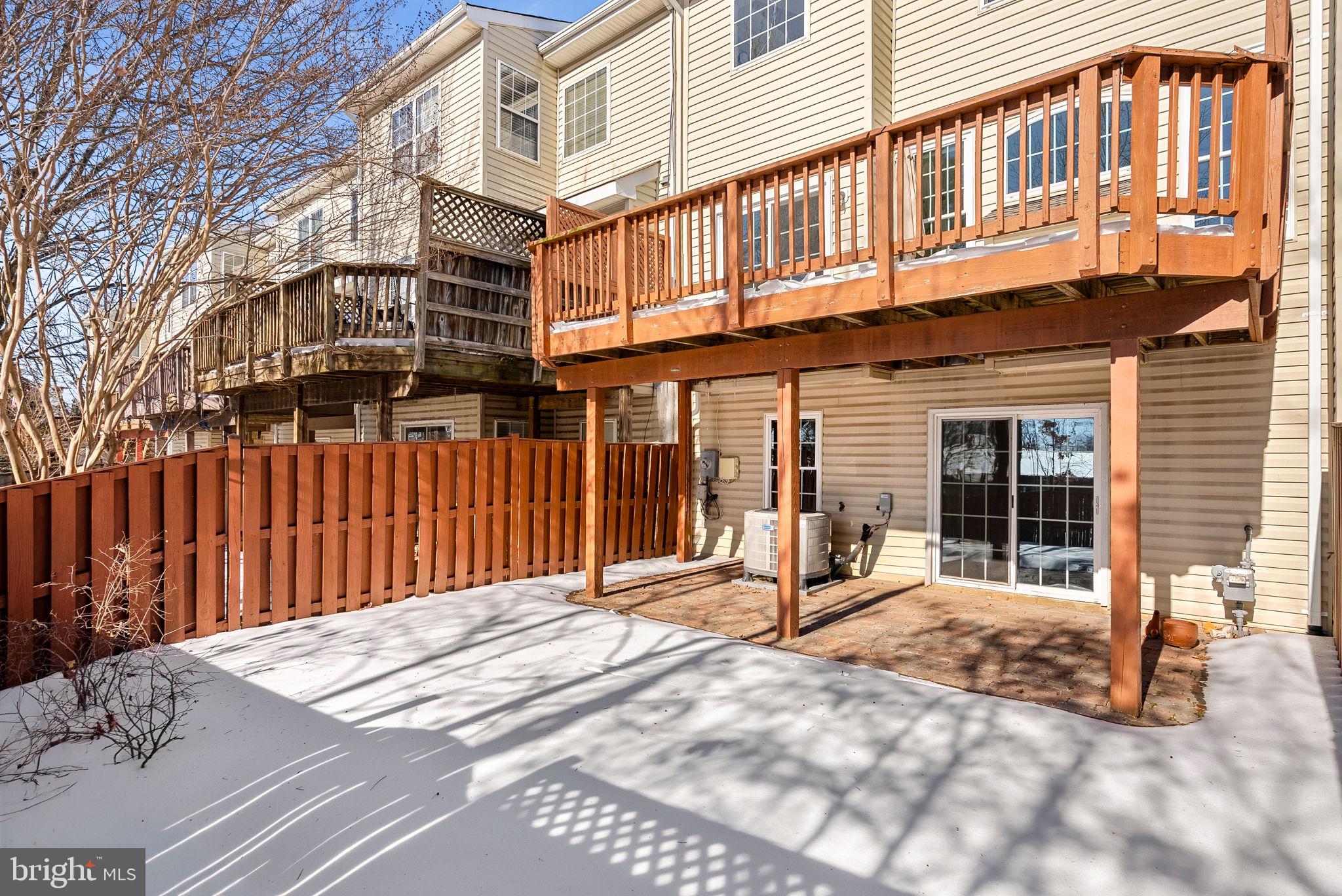 TOWNS AT STUART POINT - Residential