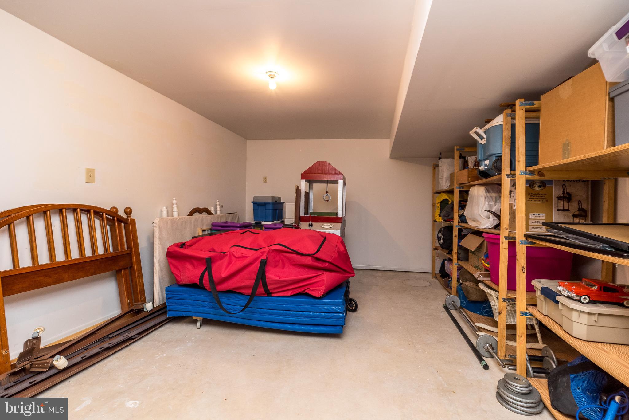 GRISTMILL RUN - Residential