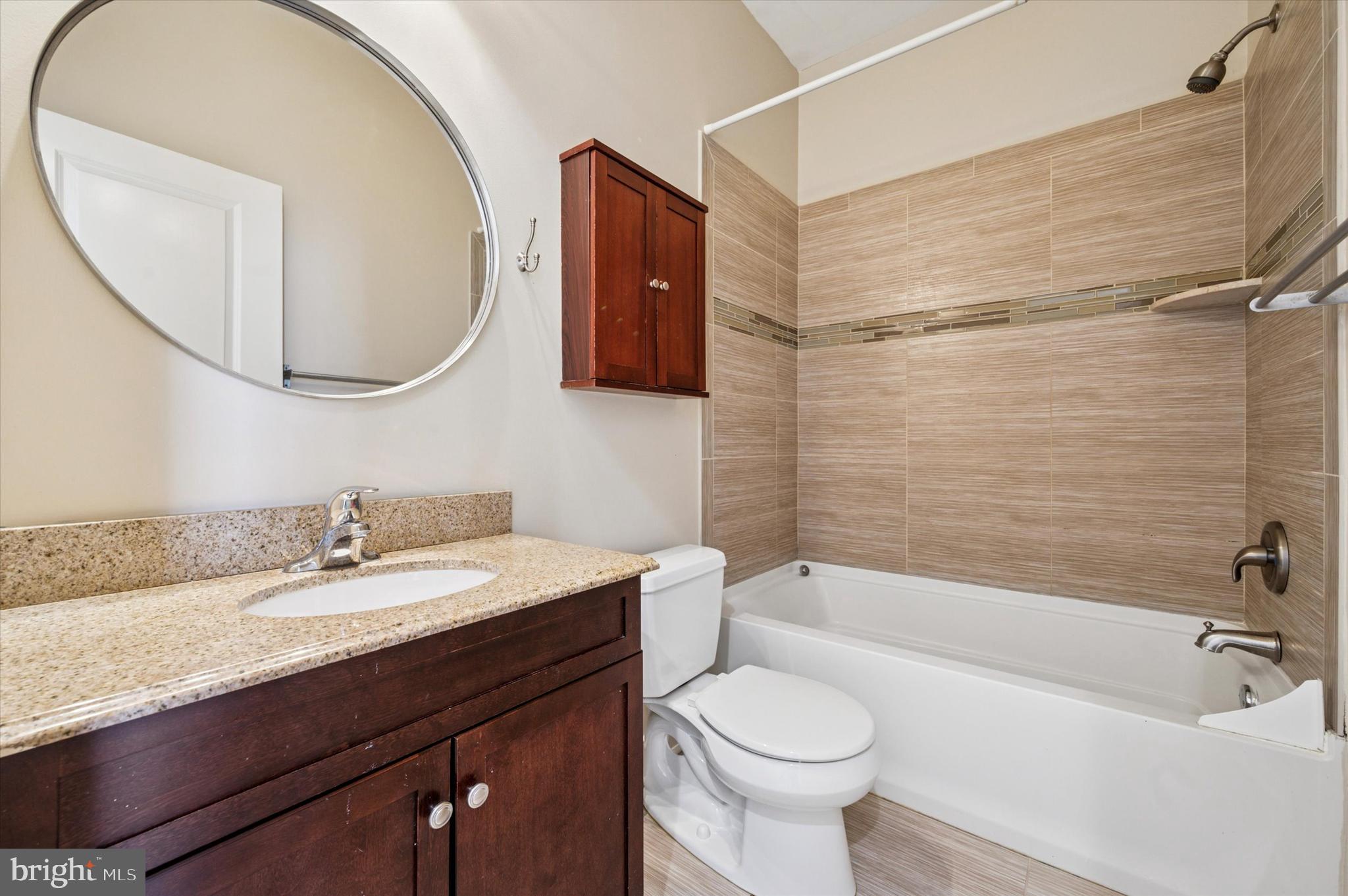 FAIRMOUNT - Residential