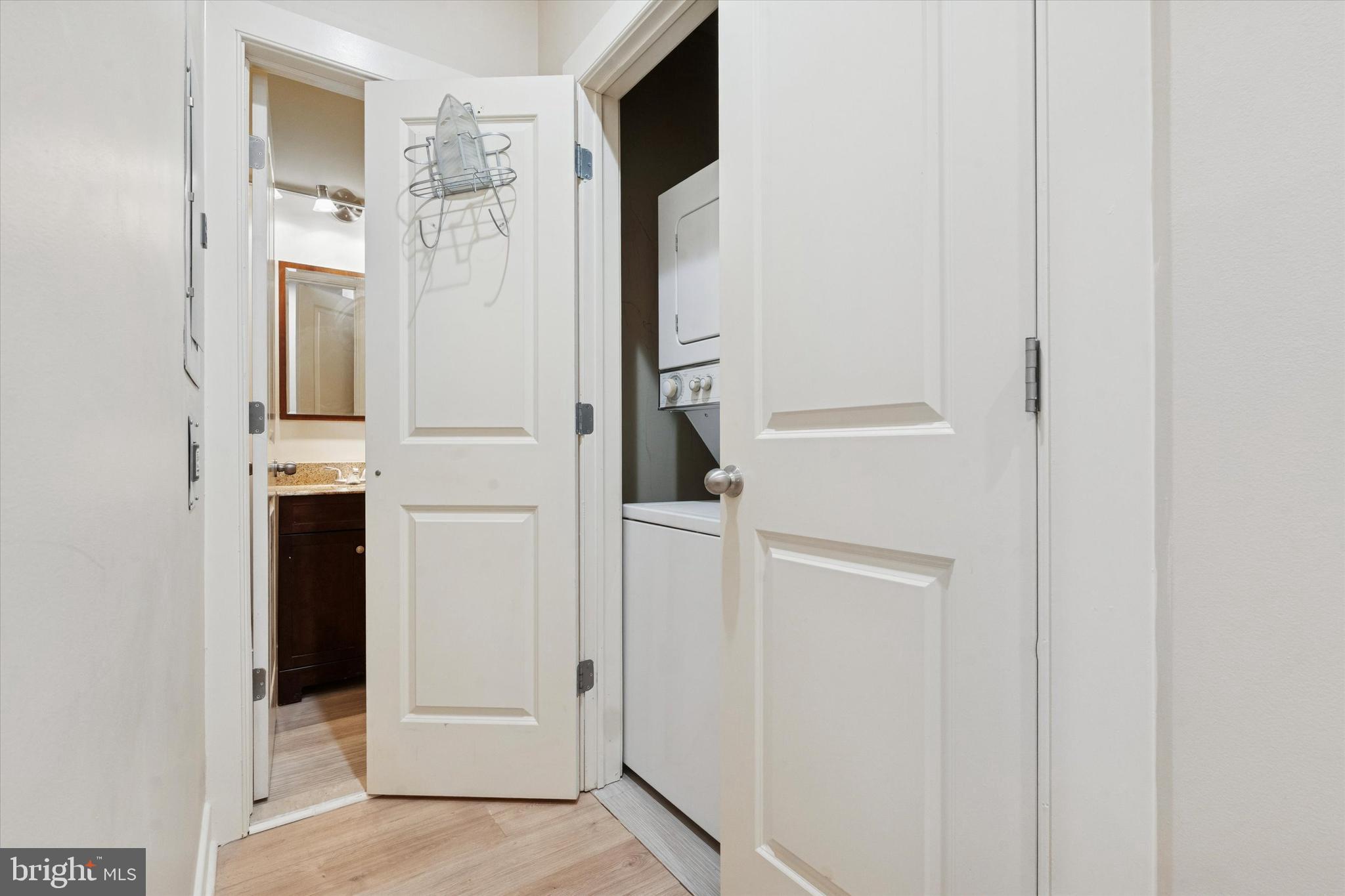 FAIRMOUNT - Residential