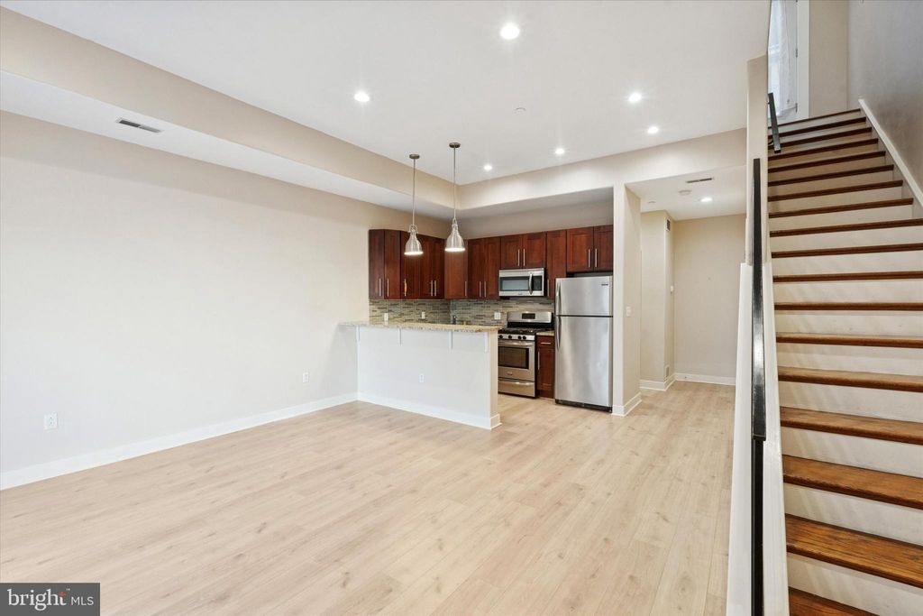 Photo of 1527 - 00 Fairmount Avenue #2R, PHILADELPHIA, PA 19130 (MLS # PAPH2572196)