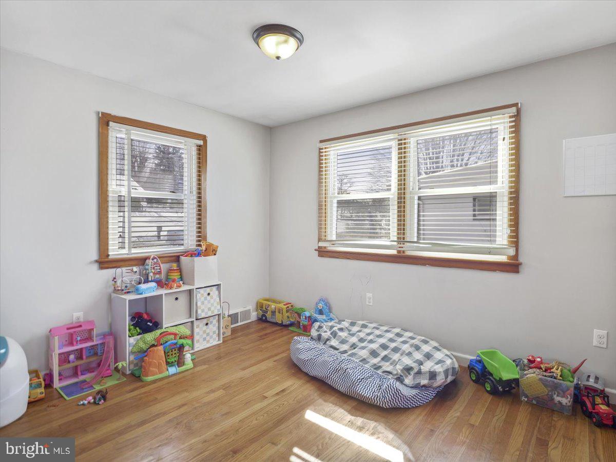 WASHINGTON TWP - Residential