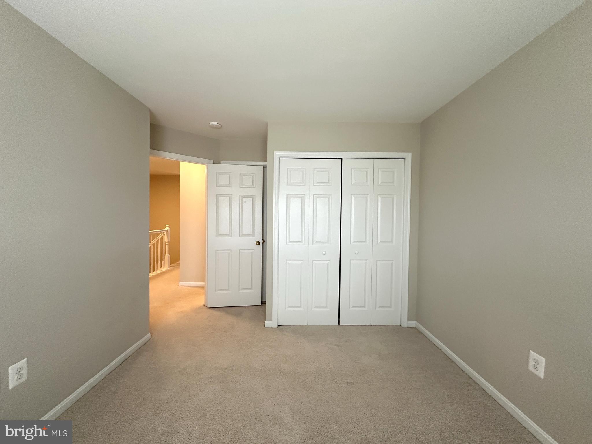 ASHBURN VILLAGE - Residential Lease