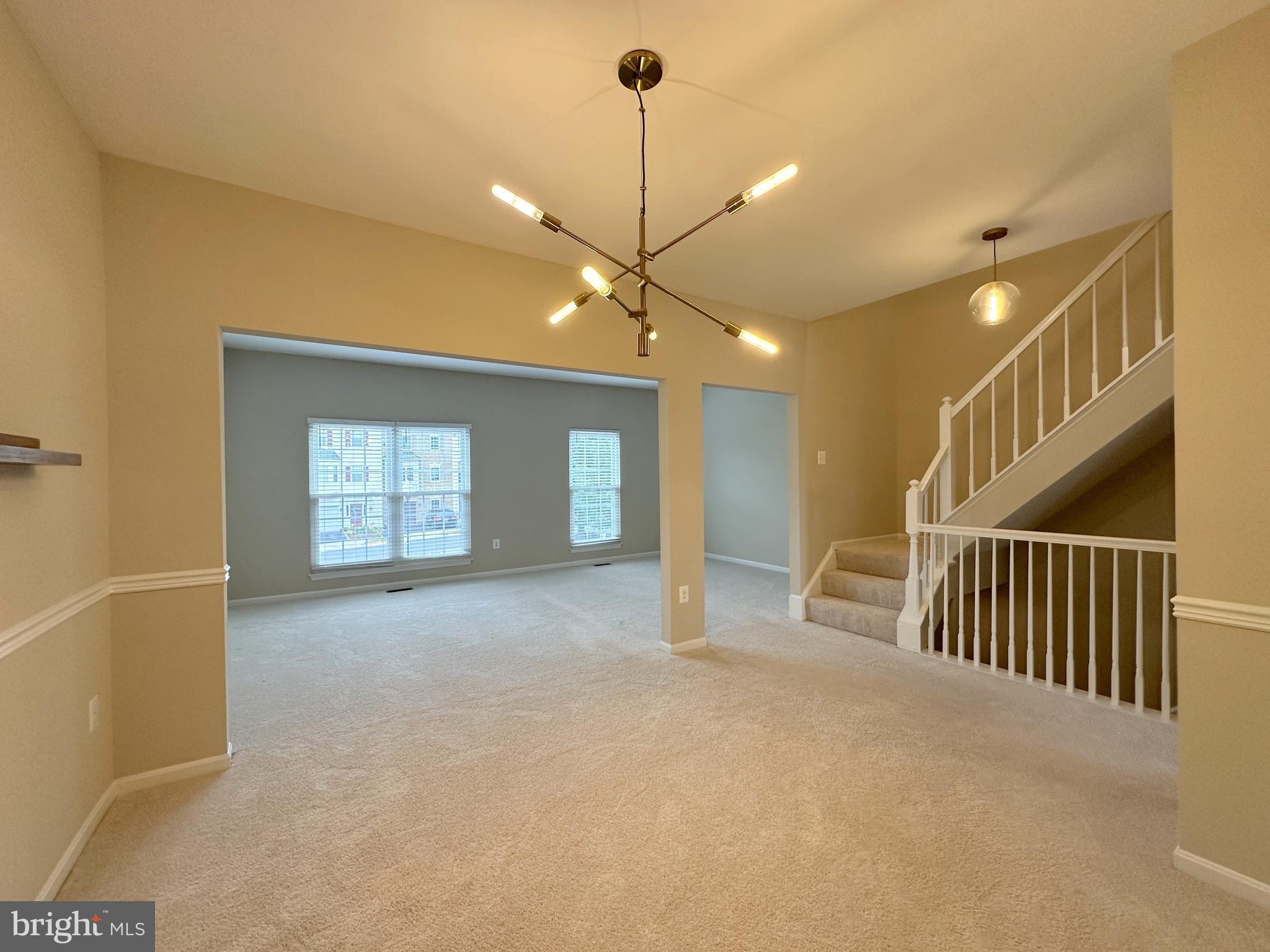 ASHBURN VILLAGE - Residential Lease