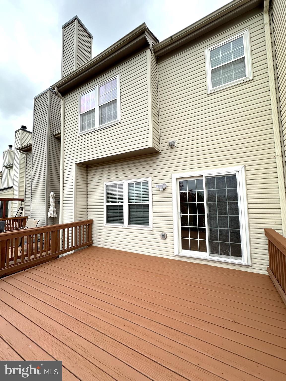 ASHBURN VILLAGE - Residential Lease