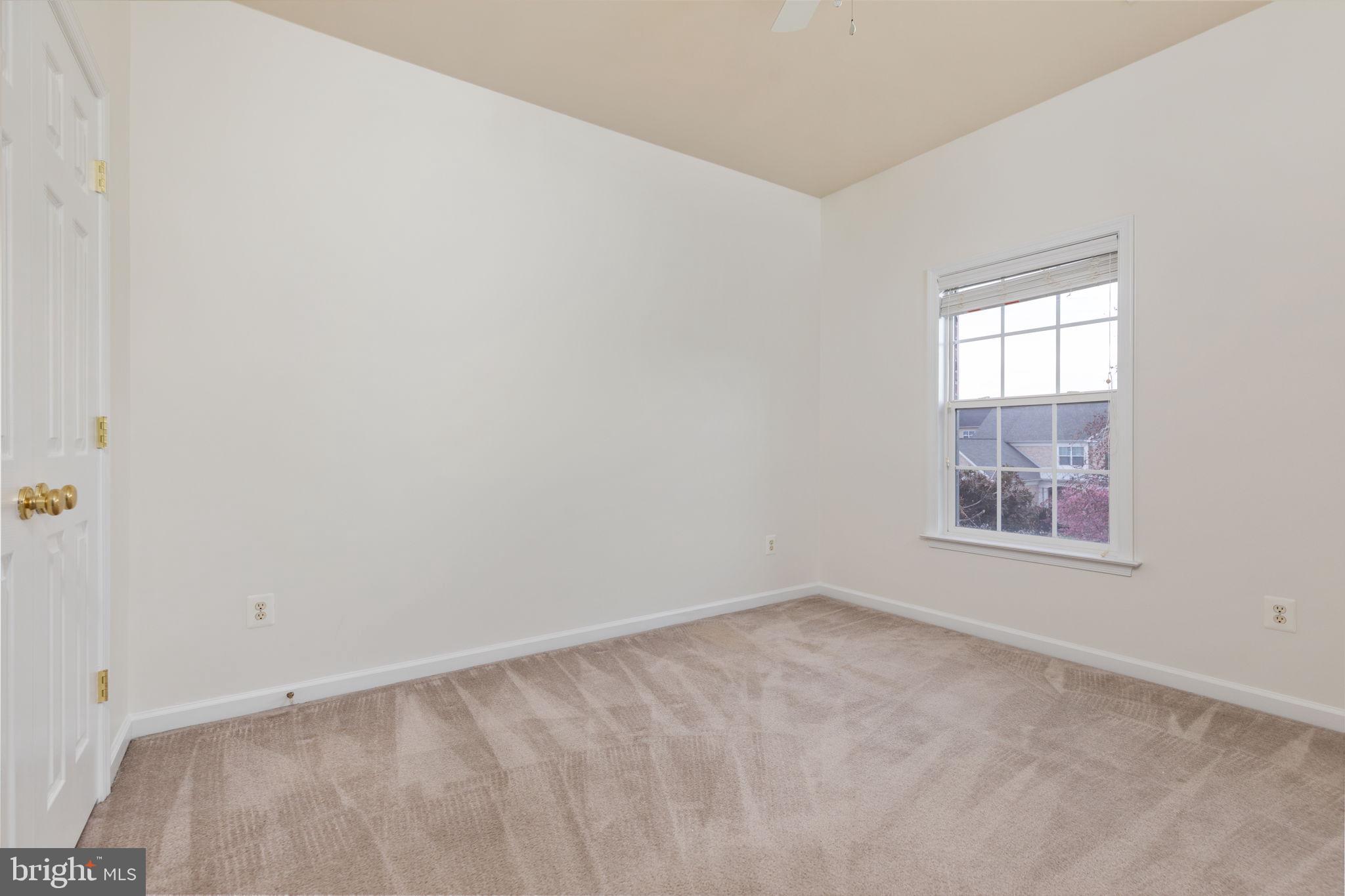 APPLE GLEN - Residential Lease