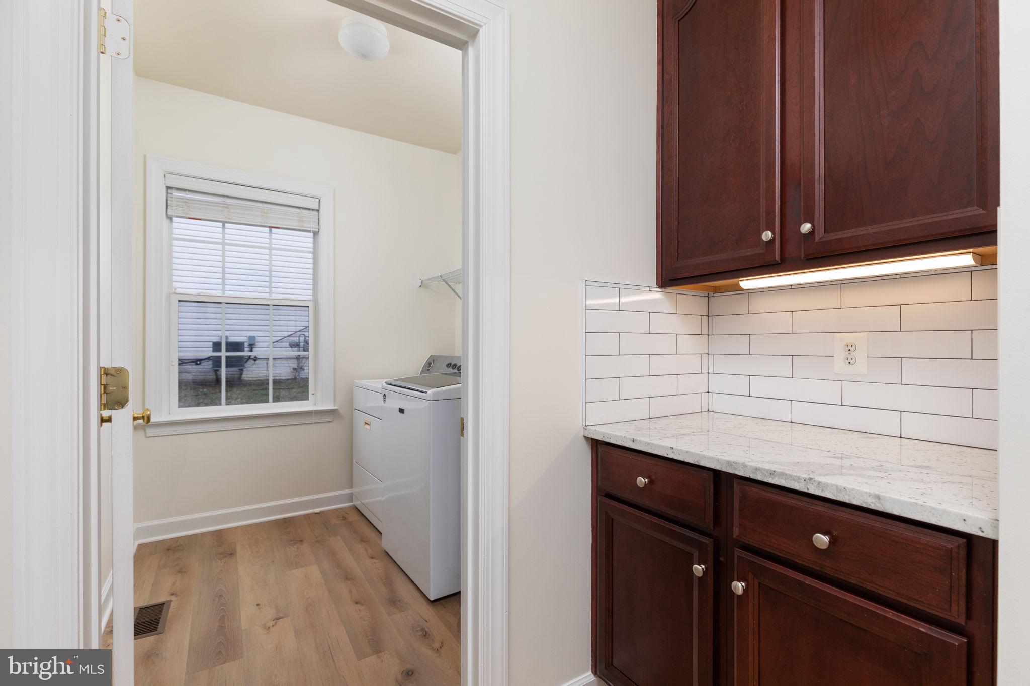 APPLE GLEN - Residential Lease