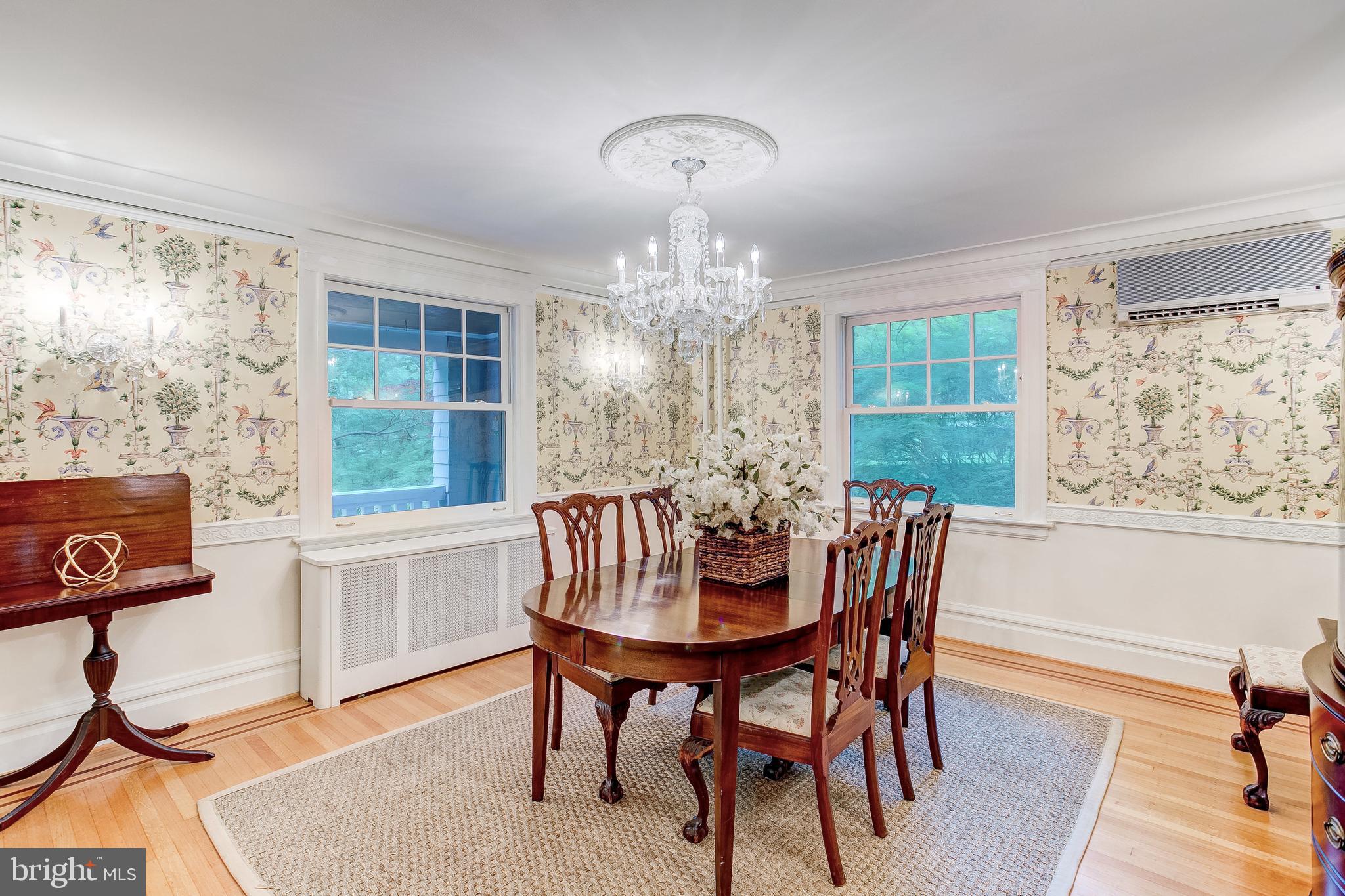 ROLAND PARK - Residential