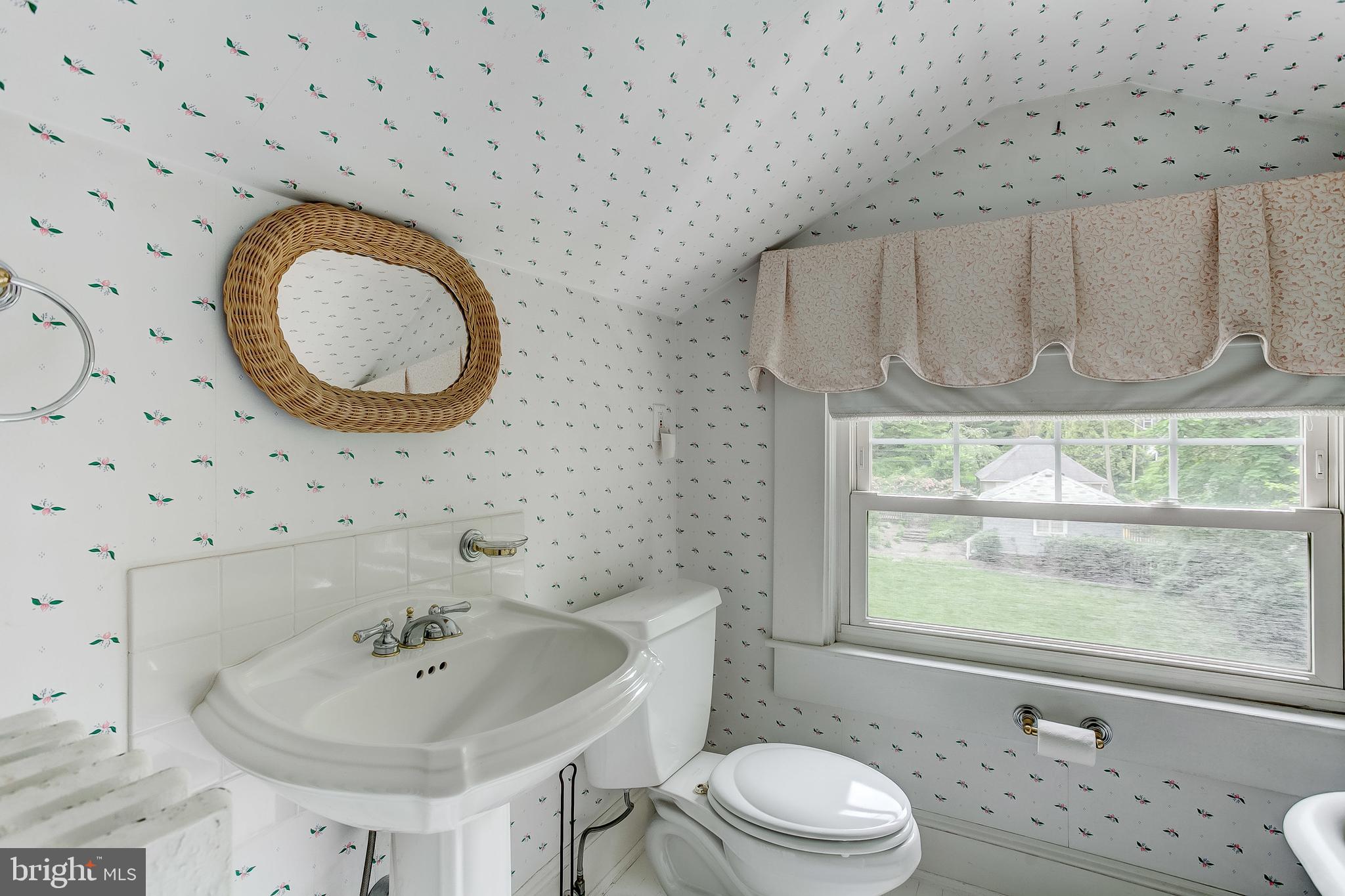 ROLAND PARK - Residential