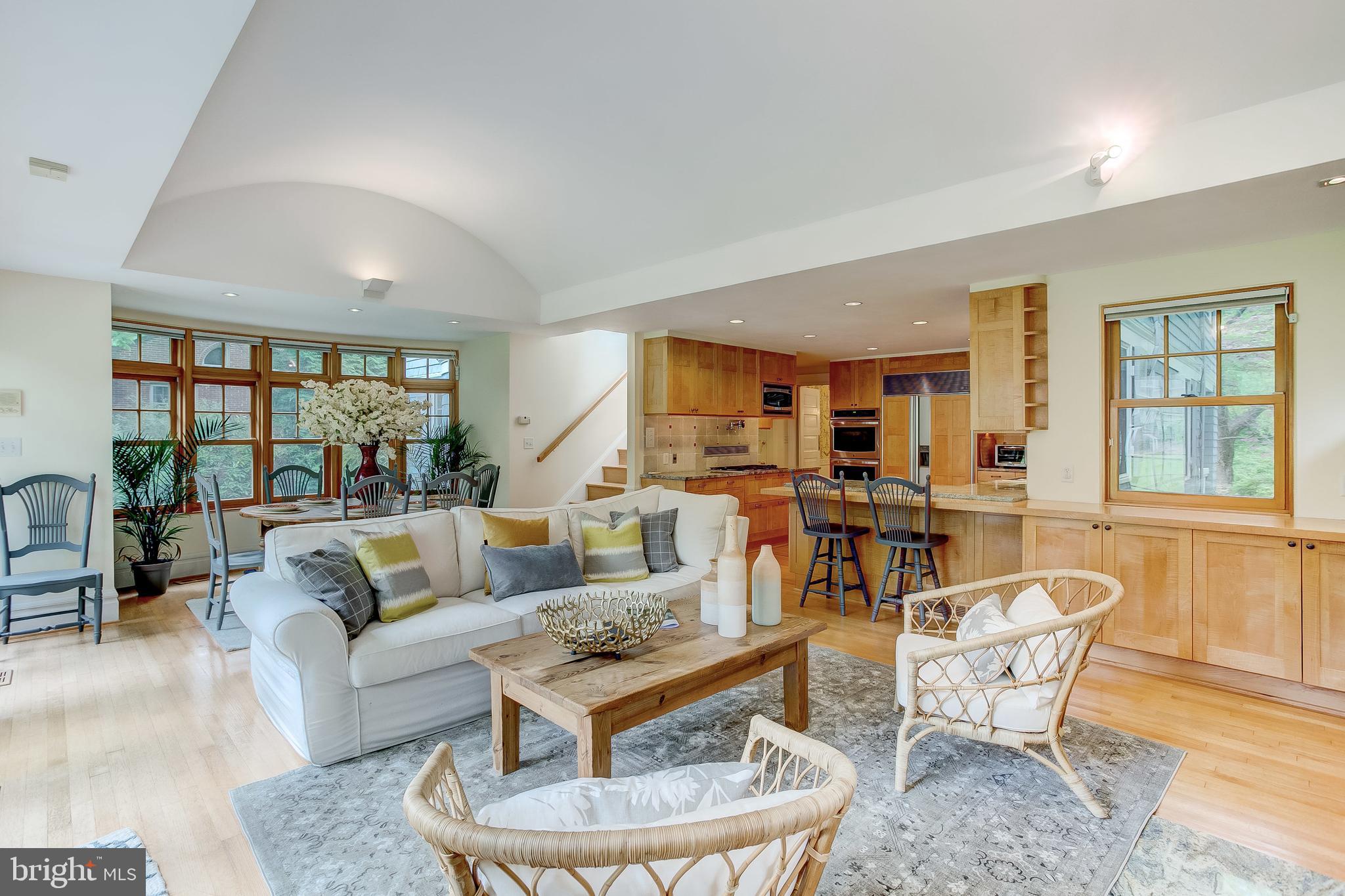 ROLAND PARK - Residential