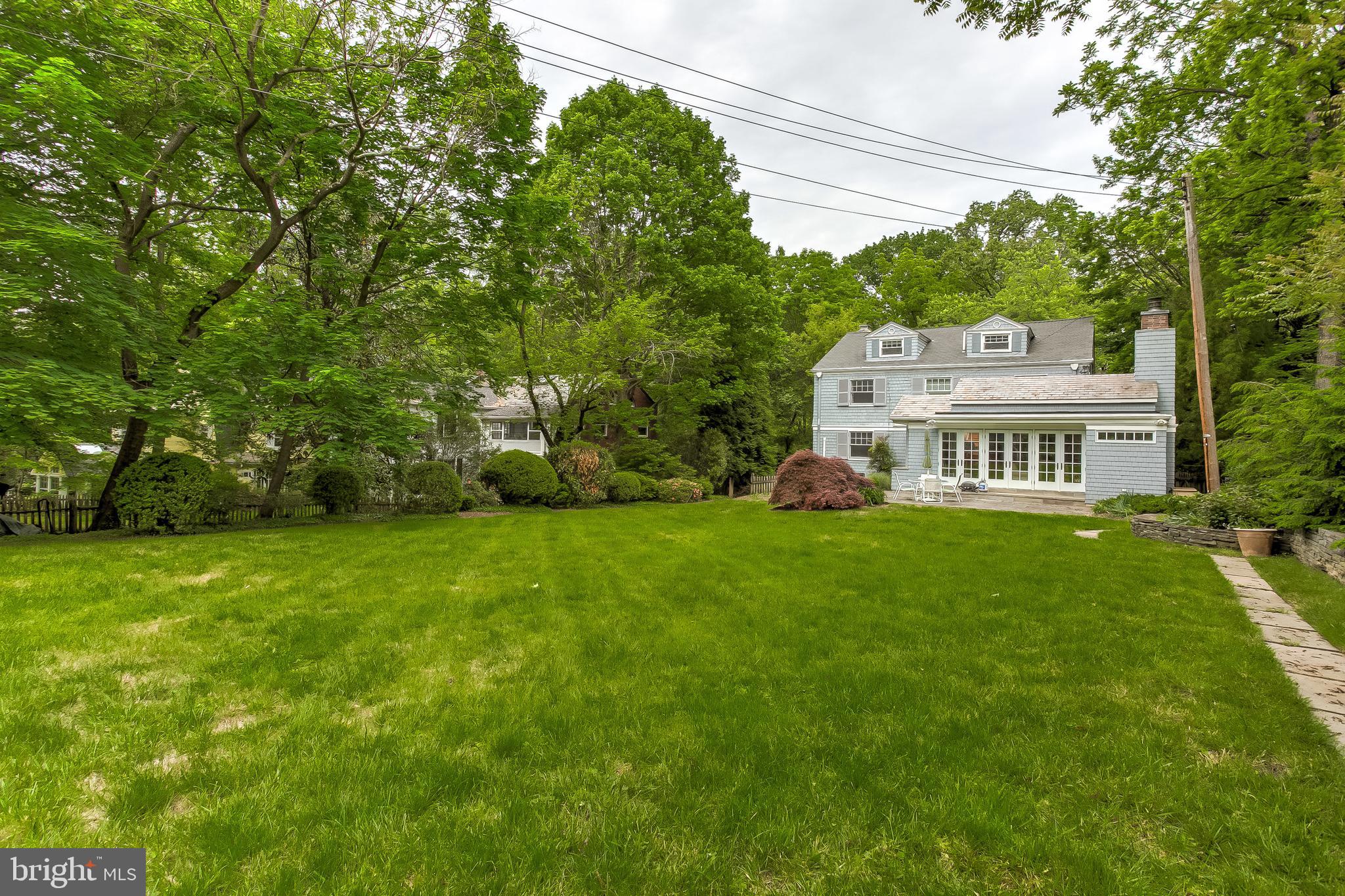 ROLAND PARK - Residential