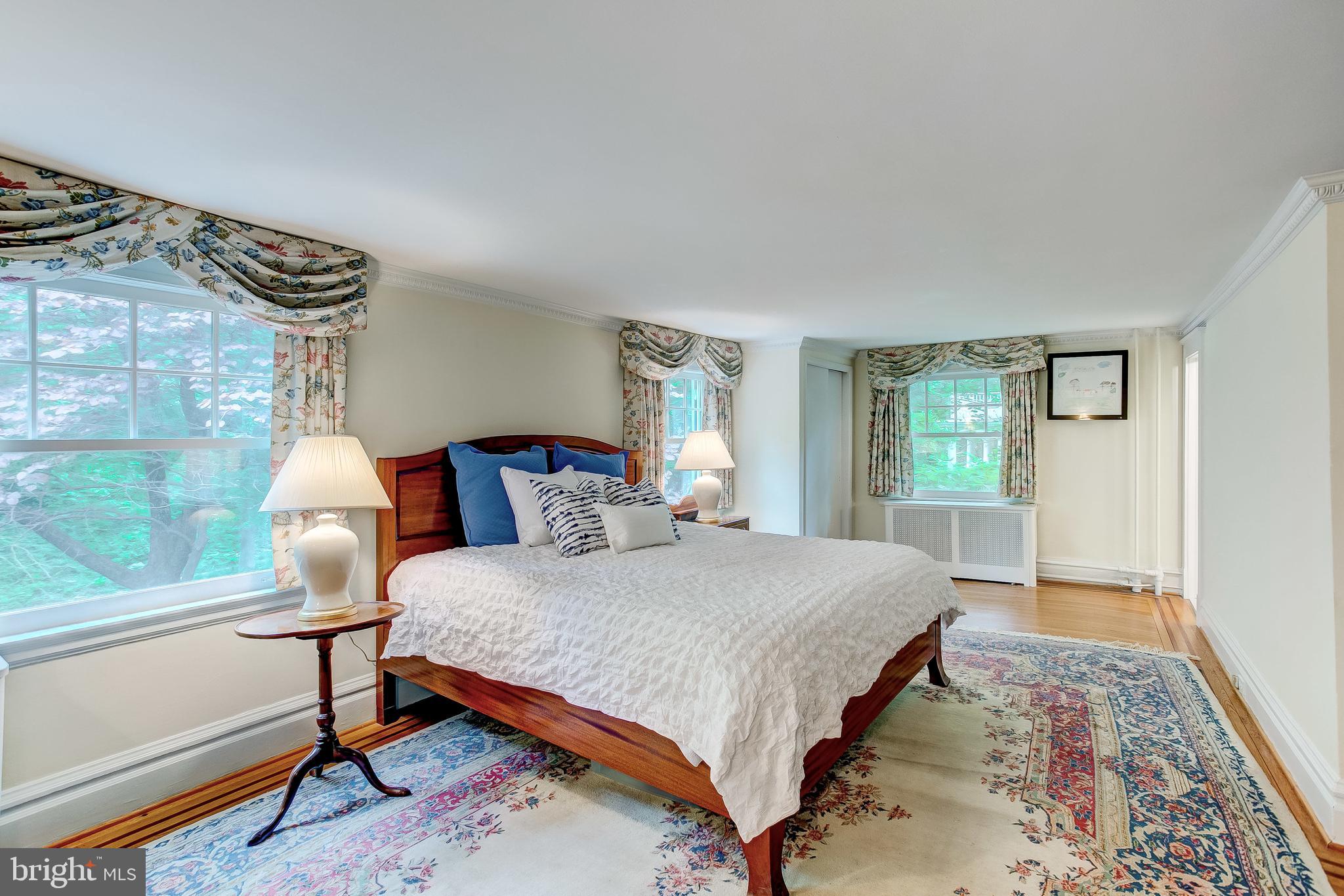 ROLAND PARK - Residential