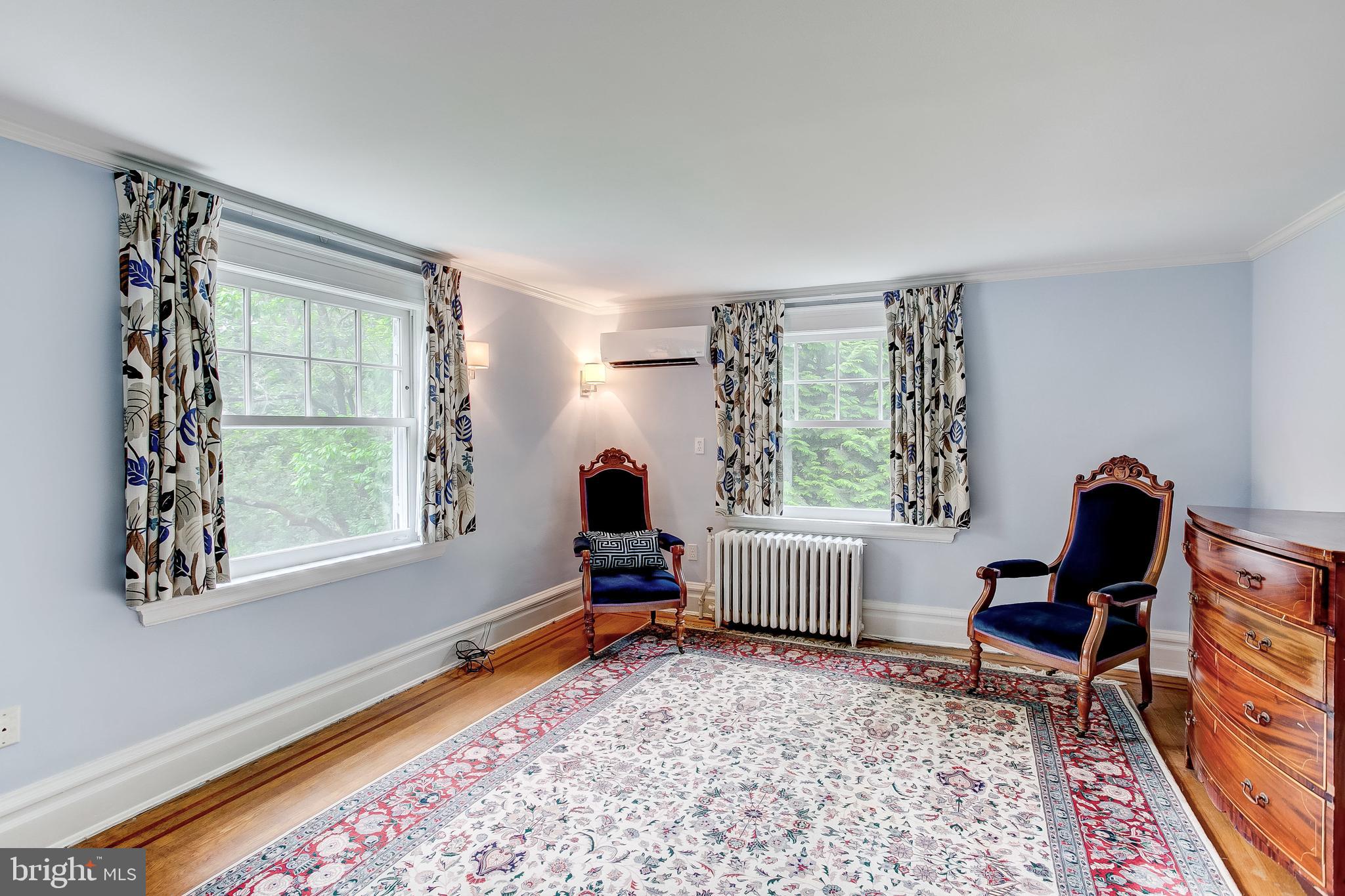 ROLAND PARK - Residential