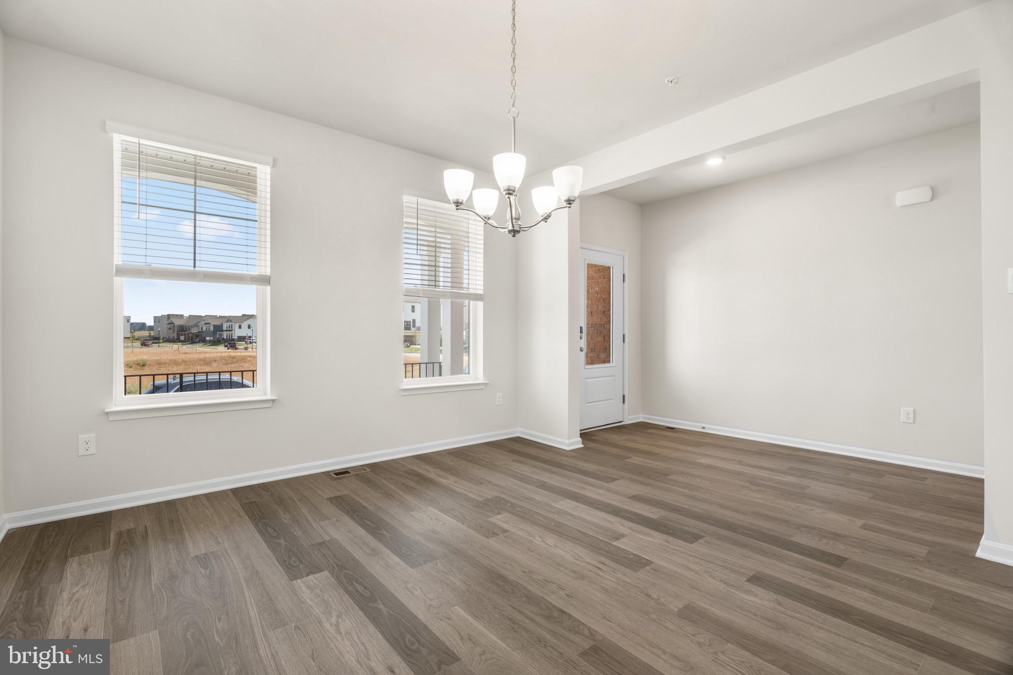1 COMES RIDGE COURT