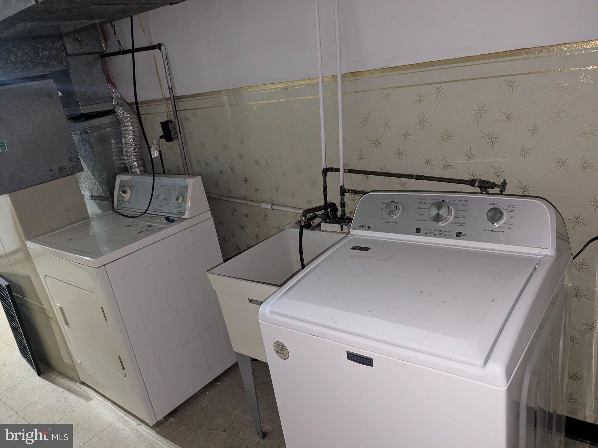 SHARON HILL - Residential