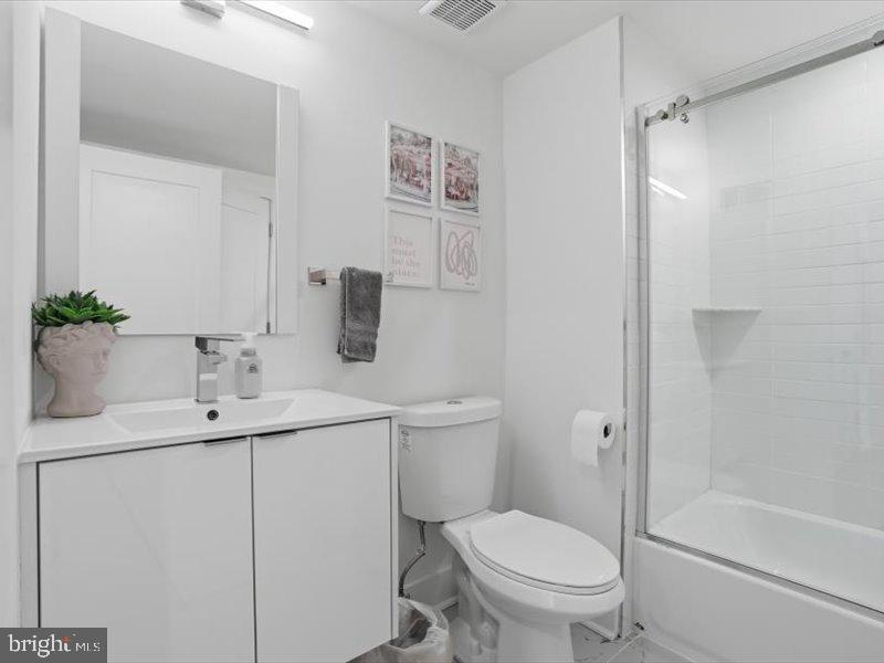 FRANCISVILLE - Residential