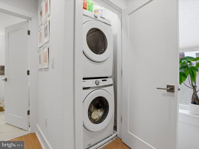 FRANCISVILLE - Residential