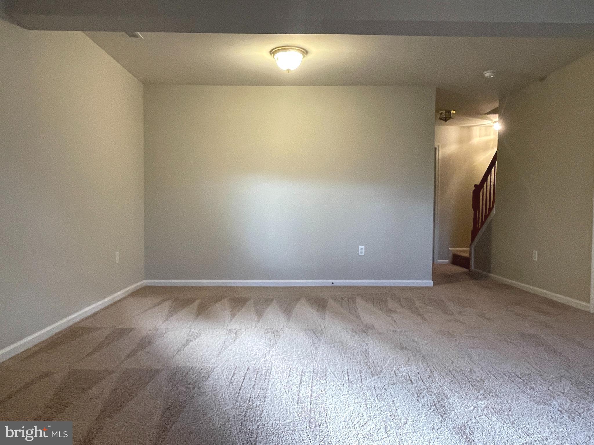 HEATHER HILLS - Residential Lease