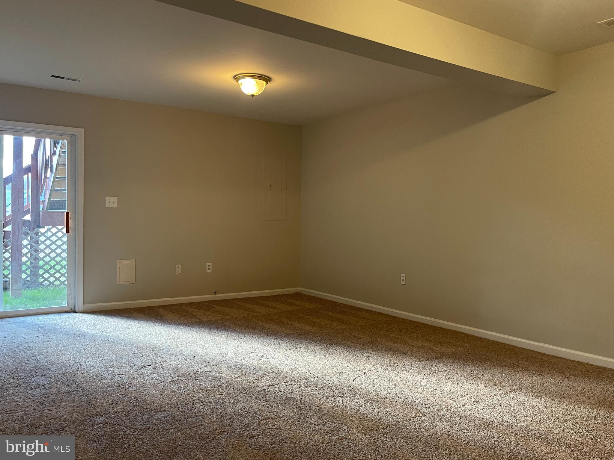 HEATHER HILLS - Residential Lease