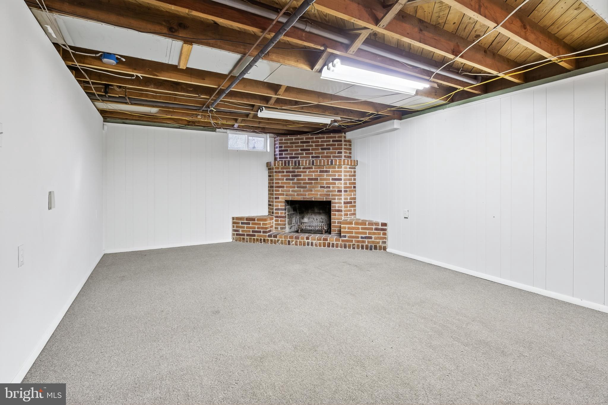 HILLCREST - Residential