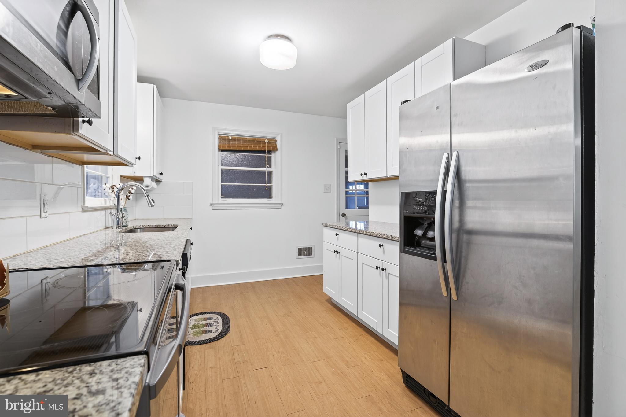 HILLCREST - Residential