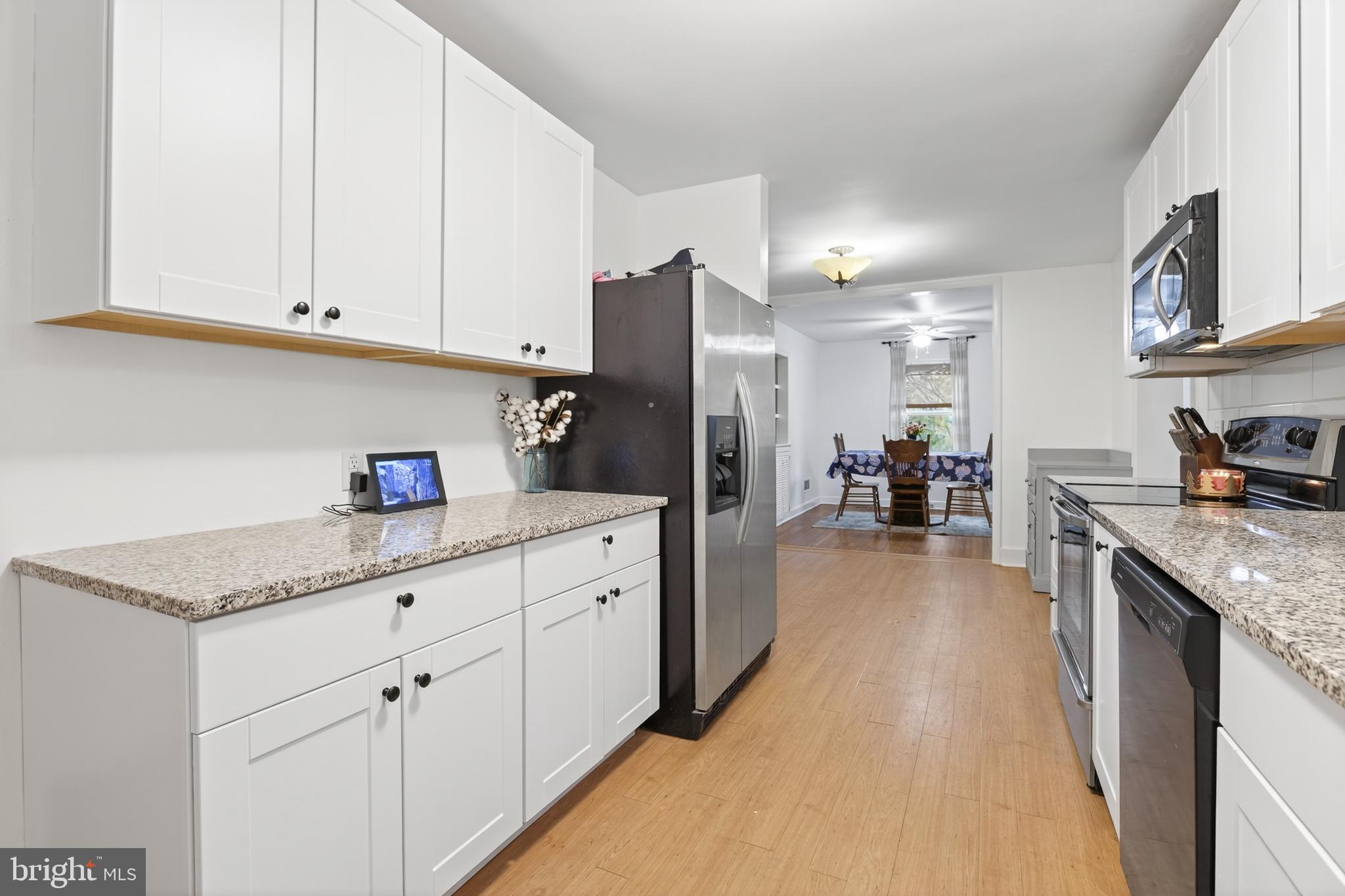 HILLCREST - Residential