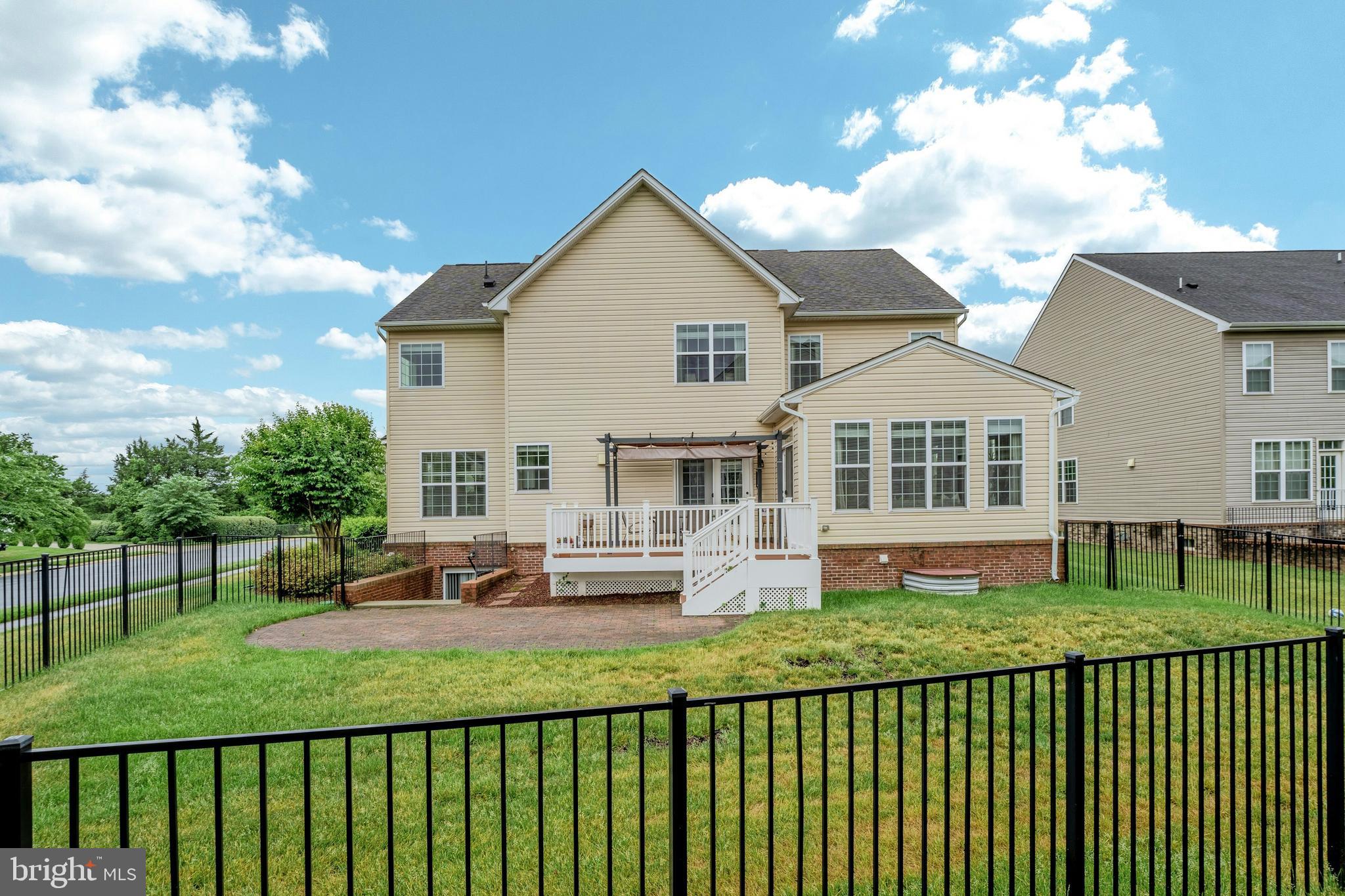 BRAMBLETON - Residential