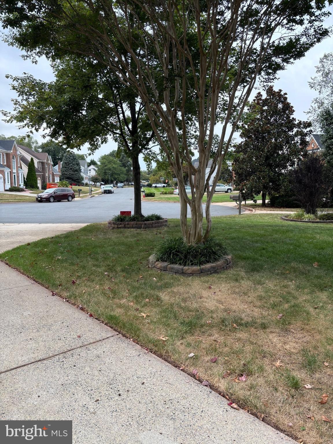 CHANTILLY HIGHLANDS - Residential