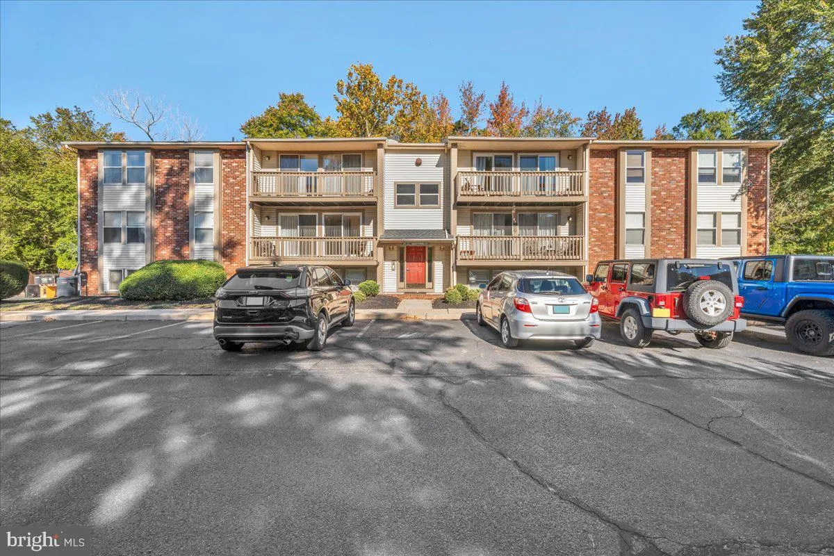 Marlton, New Jersey 08053, United States, 2 Bedrooms Bedrooms, ,2 BathroomsBathrooms,Residential,Contingent,230072