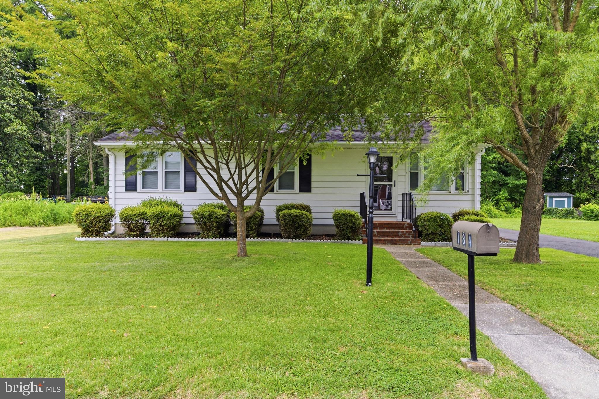184 CROSSLAND AVENUE