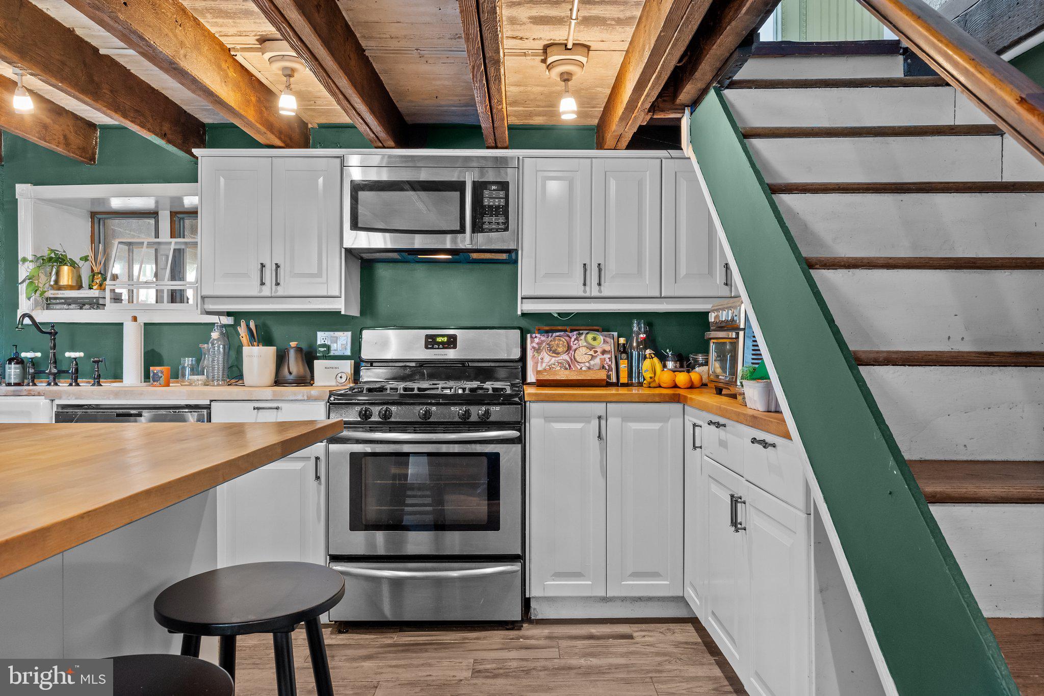 BLAIR MILL VIL EAS - Residential