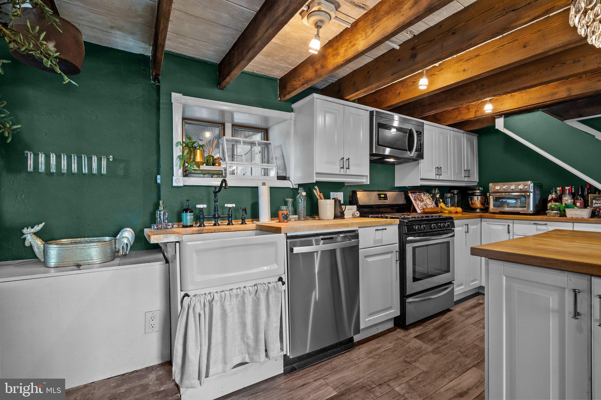 BLAIR MILL VIL EAS - Residential