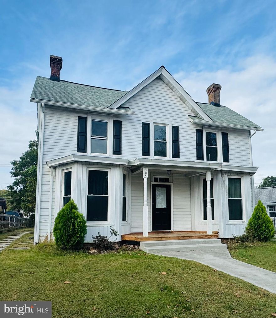 Welcome home to this spacious 5-bedroom, 2-bath Colonial located in the heart of Ridgely. This in-town property offers a large kitchen with plenty of space for cooking and entertaining, a comfortable living room, and generously sized bedrooms throughout. The traditional floor plan provides a warm and inviting flow, perfect for both daily living and hosting guests. Enjoy the convenience of being close to local shops, parks, and restaurants while still having the comfort and character of small-town living.