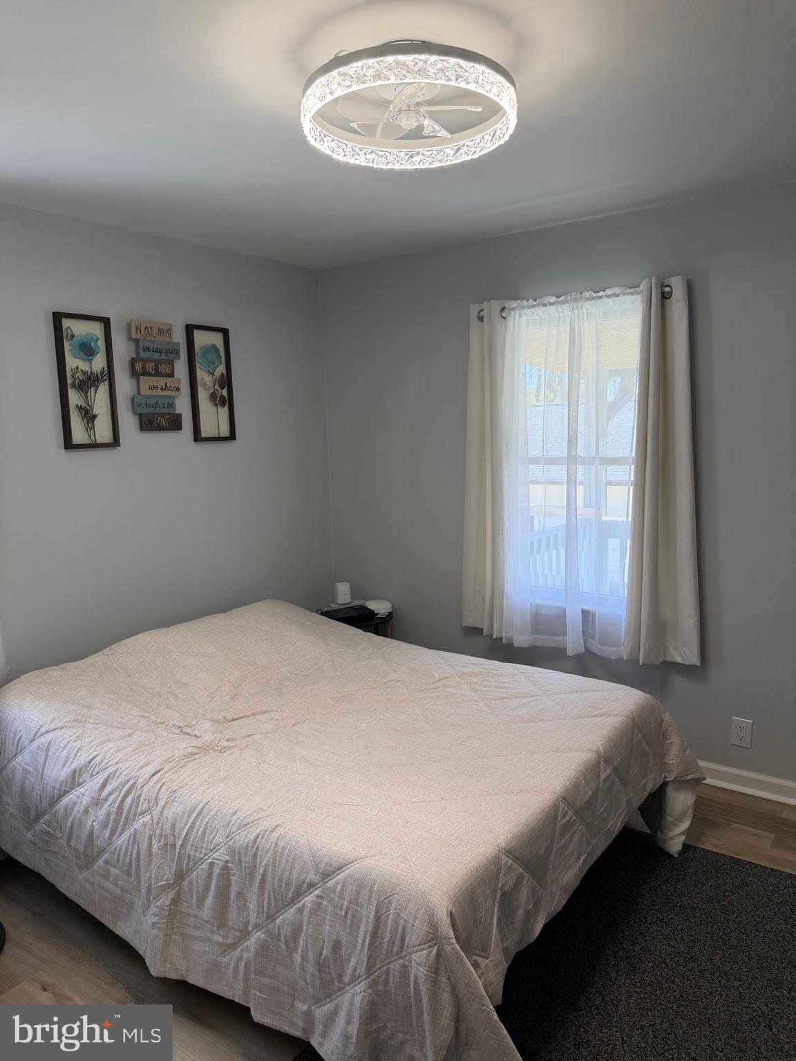 PIN OAK - Residential