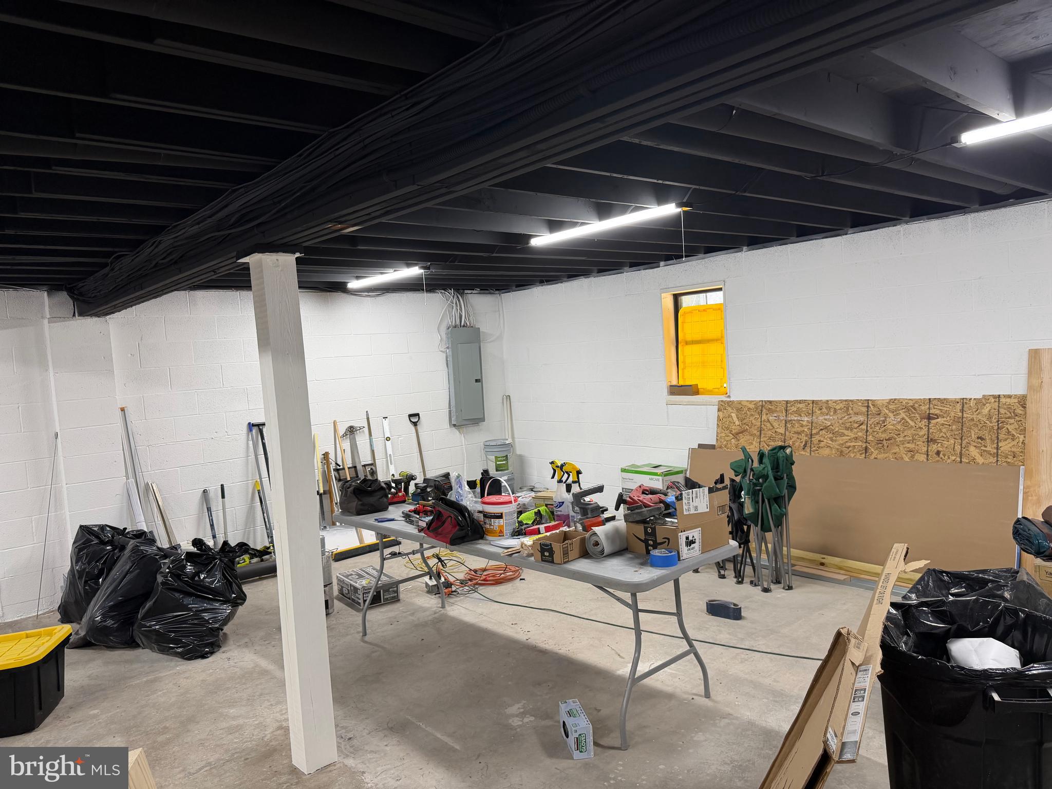 PIN OAK - Residential